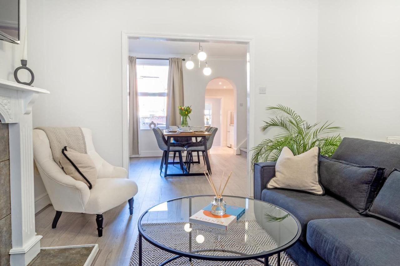 Southview Stays - Three Bedroom House 체스터 외부 사진
