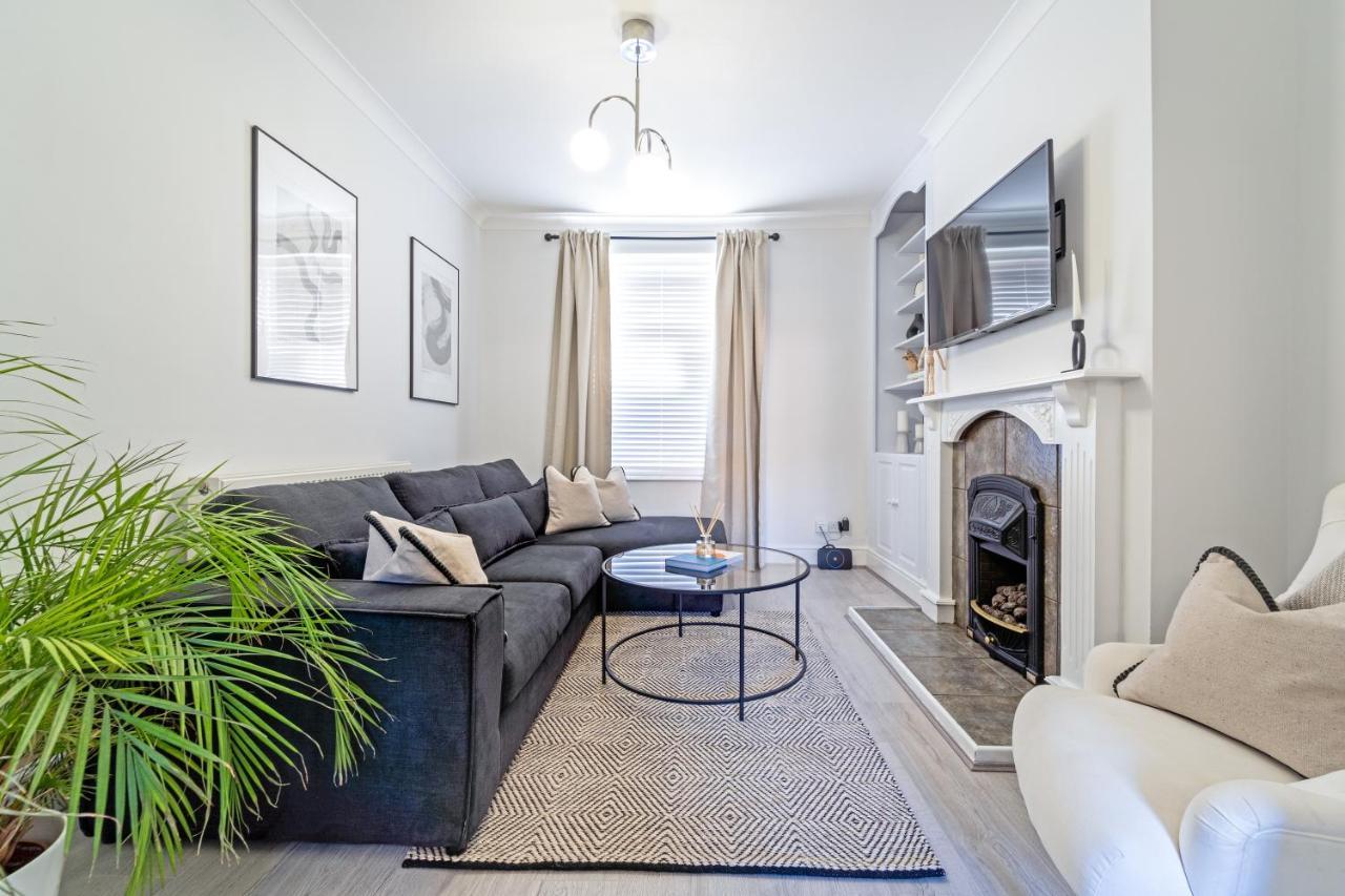 Southview Stays - Three Bedroom House 체스터 외부 사진